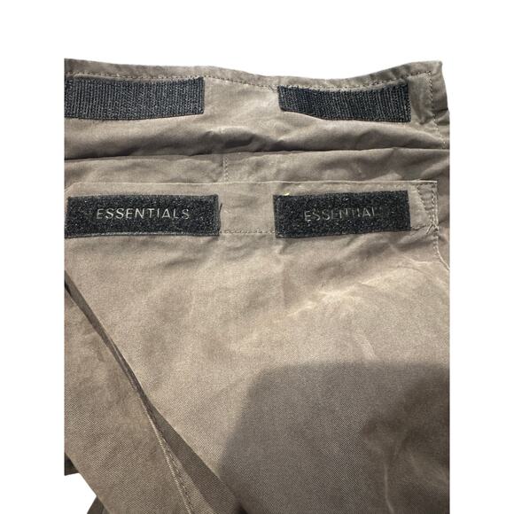 Fear of God ESSENTIALS Women's Utility Cargo Pants XS Taupe Brown - Picture 6 of 8